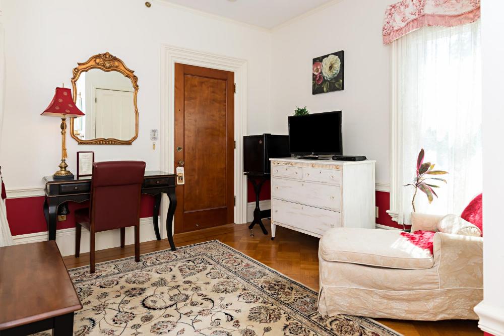 Duchess Room interior
